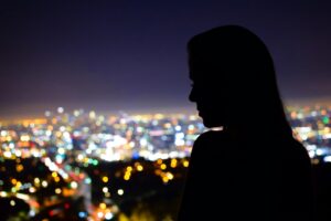 hollywood hills at night