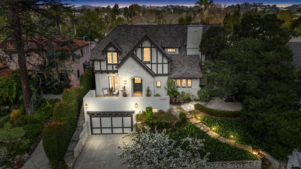 Off Market 12 67bcb5af501d4cc0cd5fd803