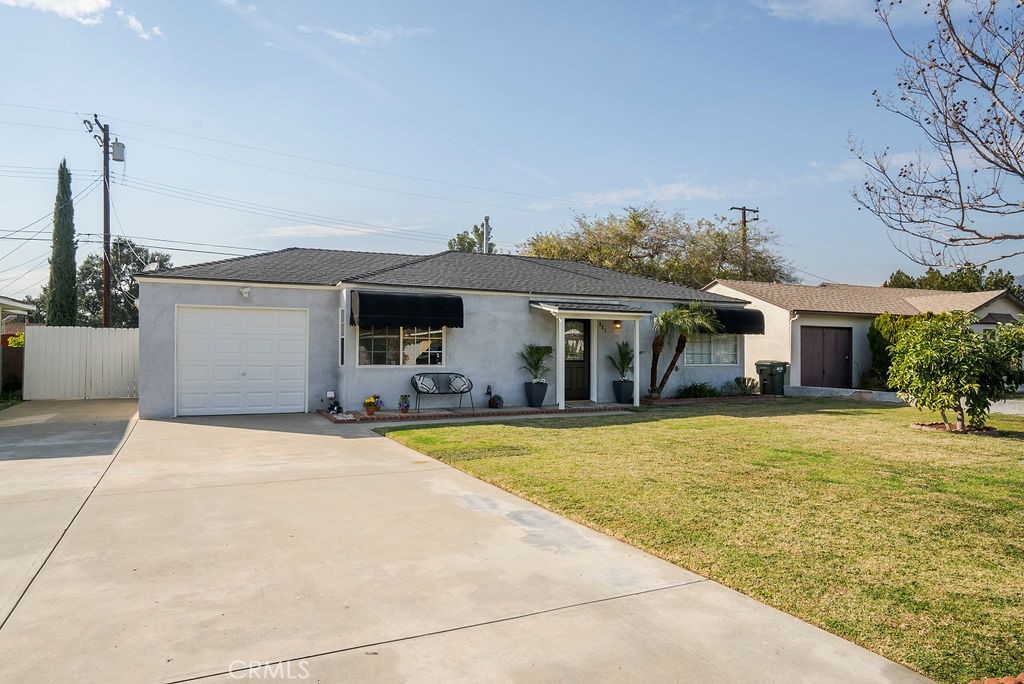 Off Market 2 67bcb5af8fb5dd84a860eea6