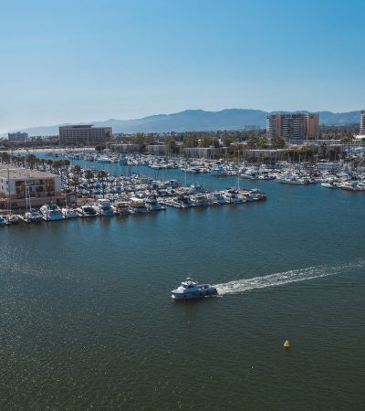 Luxury waterfront home at Bay Island Club in Los Angeles with modern architecture and premium finishes