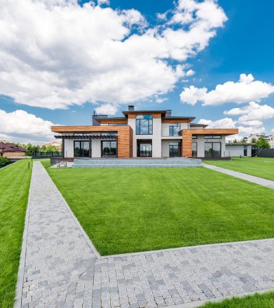 Luxury home in Black Canyon Estates, Ramona CA with modern architecture and scenic views