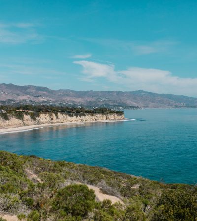 Stunning Malibu CA luxury rental home with ocean views and modern architecture
