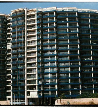 Modern luxury residential flats in Encino, Los Angeles featuring contemporary architecture and upscale amenities