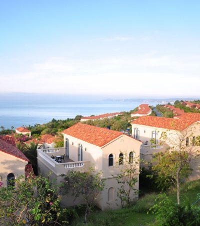 Elegant luxury home in Hope neighborhood, Santa Barbara real estate