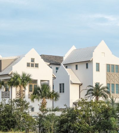 Luxury home exterior in Lake of the Pines, Los Angeles real estate community