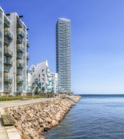 Elegant luxury condominium building in Los Angeles featuring sophisticated architectural design and modern amenities