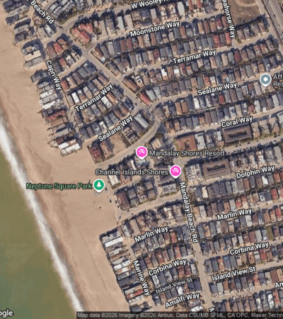 Elegant waterfront luxury home in Mandalay Shores, Los Angeles real estate community