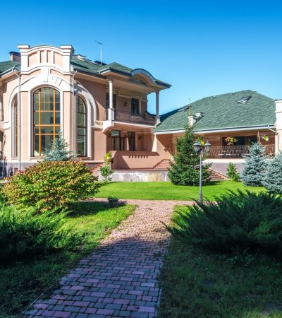 Luxury home in Menlo Heights, Menlo Park showcasing elegant architecture and manicured landscaping