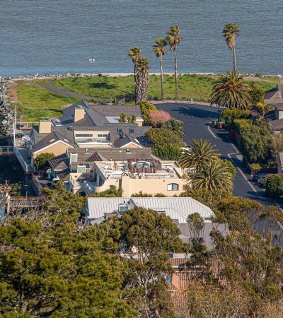 Elegant luxury home in Mills Estates, Burlingame showcasing sophisticated residential architecture