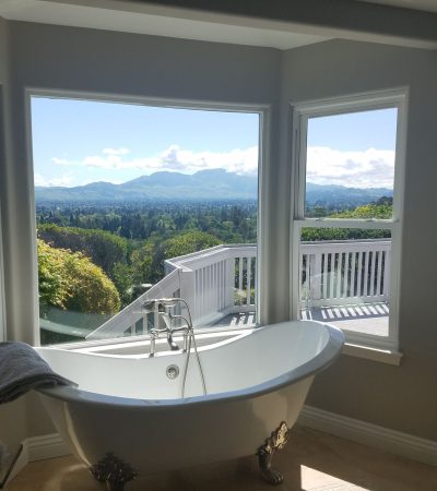 Luxury homes for sale in Mountain View, California with scenic mountain views and modern architecture