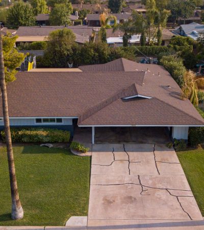 Upscale residential property in Movie Colony, Palm Springs featuring modern desert architecture and manicured landscaping
