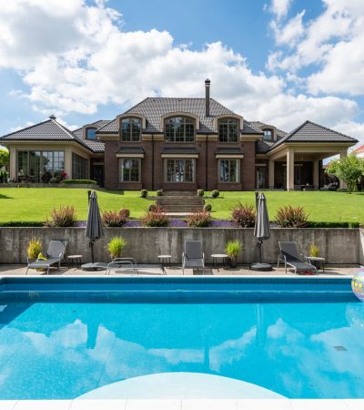 Elegant equestrian property in Parkside Equestrian Estates, Los Angeles luxury real estate community