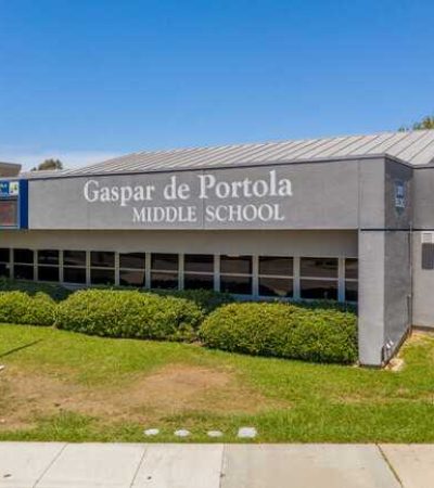 front of portola middle school and the front lawn with flagpole