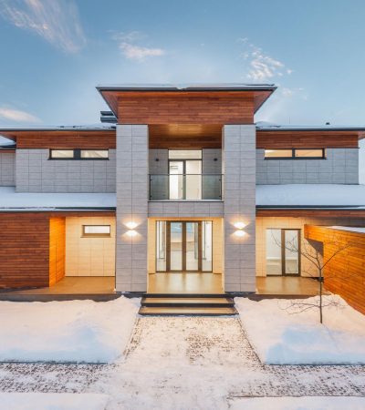 Beautiful luxury home in Roseville available for sale through The Knight Group real estate agency