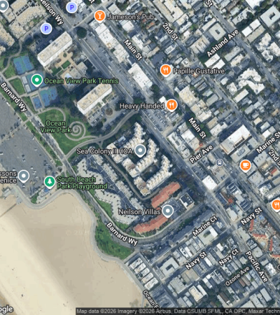 Exclusive luxury coastal real estate community in Sea Colony II, Los Angeles