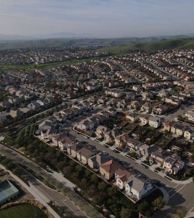 Luxury homes in The Gardens community, San Mateo California real estate