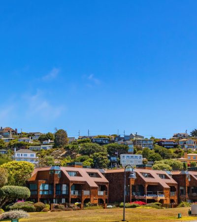 Elegant home in Woodside Hills, California showcasing luxury real estate in prestigious Bay Area community